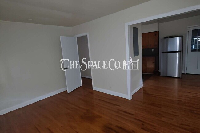 Foto del edificio - 1144 Crull Dr