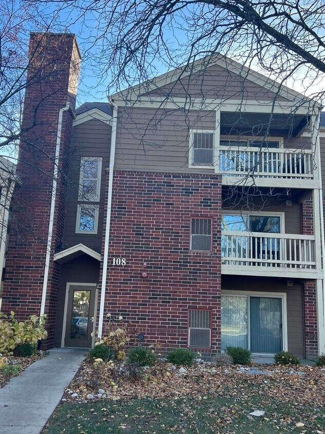 108 Glengarry Dr Unit 104, Bloomingdale, IL 60108 Condo for Rent in