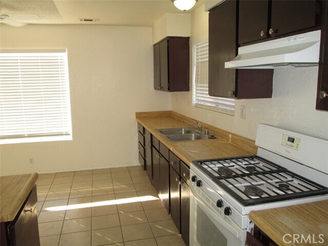 Building Photo - 20419 Sago Ln