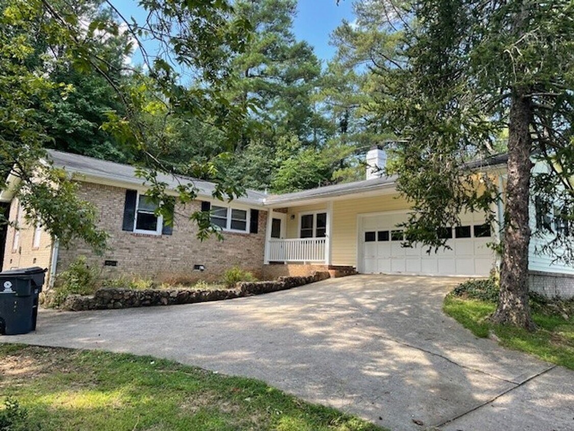 Primary Photo - 705 Georgia Ave
