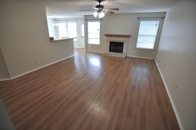 Foto del edificio - Amazing Cedar Park Home!
