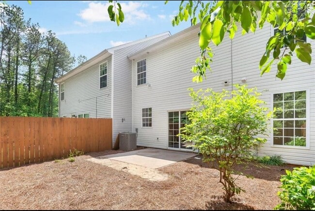 Building Photo - 3022 Kentmere Dr