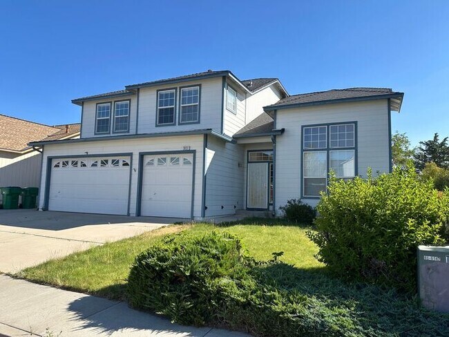 Building Photo - 3031 Sky Country Dr