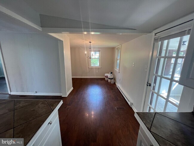 Building Photo - 4715 Chesapeake Ave