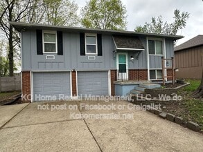 Building Photo - 1201 Golfview Dr