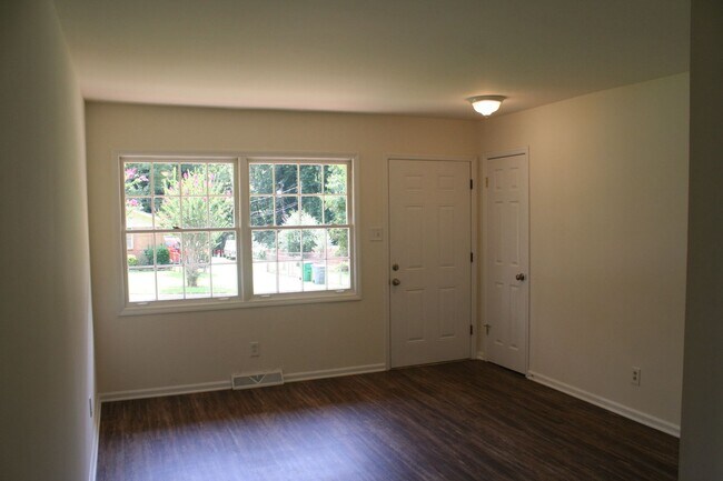 Building Photo - 3700 Densmore Drive, Charlotte, NC 28205