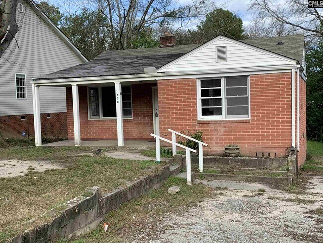 Building Photo - 630 Colleton St