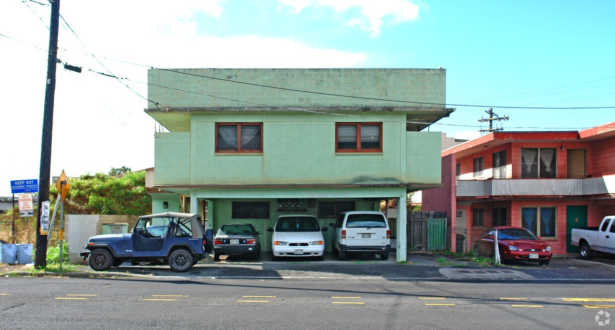 Building Photo - 2725 Waialae Ave