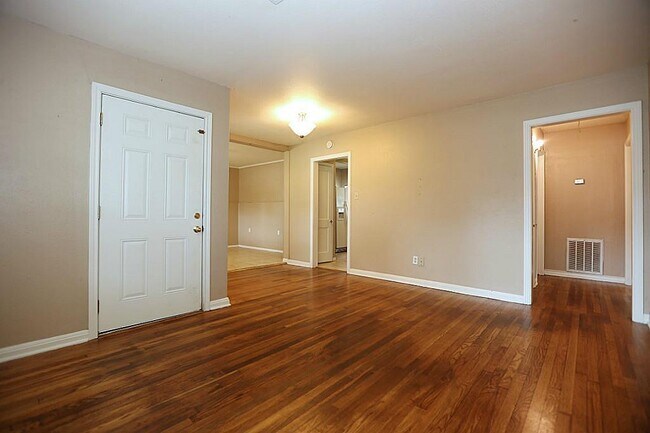 Foto del edificio - 1618 Chippendale Rd