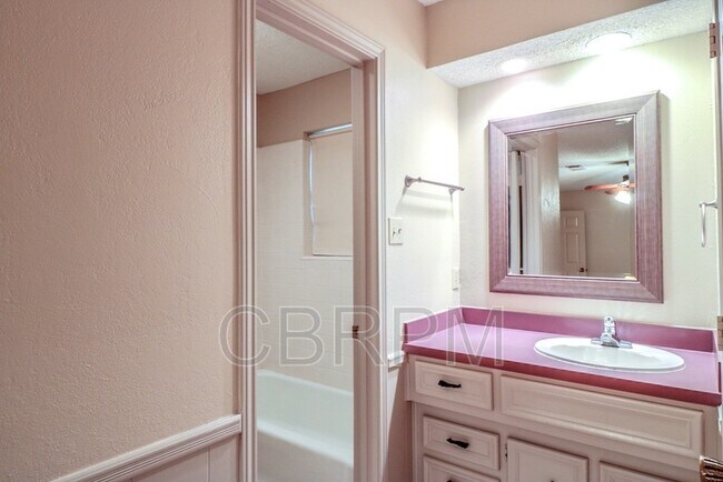 Foto del edificio - 2735 79th St