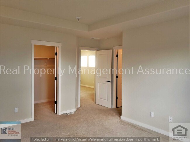 Foto del edificio - Mt Hood views 4BR/3BA Villebois luxury home available now! Dog Friendly