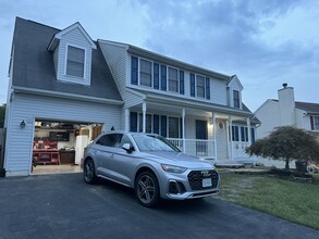 Building Photo - 11127 Huntington Meadows Ln