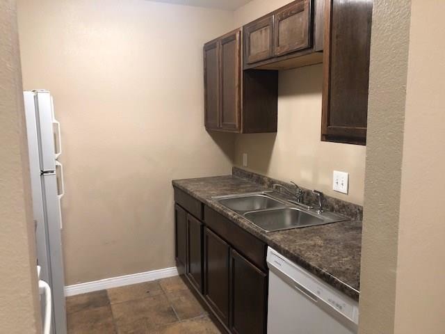 Building Photo - 4610 Willowick Dr