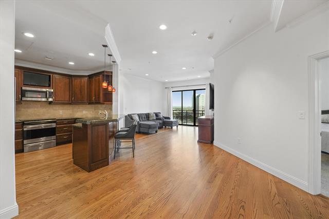 Foto principal - 330 Las Colinas Blvd E