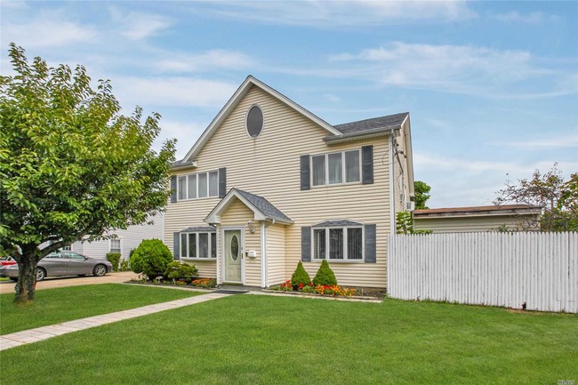 Building Photo - 4 Mabel St