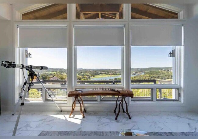 Foto del edificio - 5924 Lookout Mountain Dr