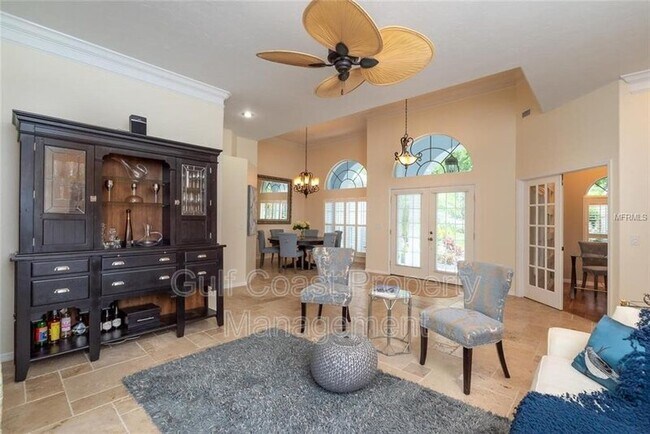 Foto del edificio - 1671 Keely Ln