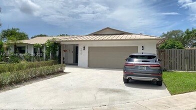 Building Photo - 6020 SW 17th Ct
