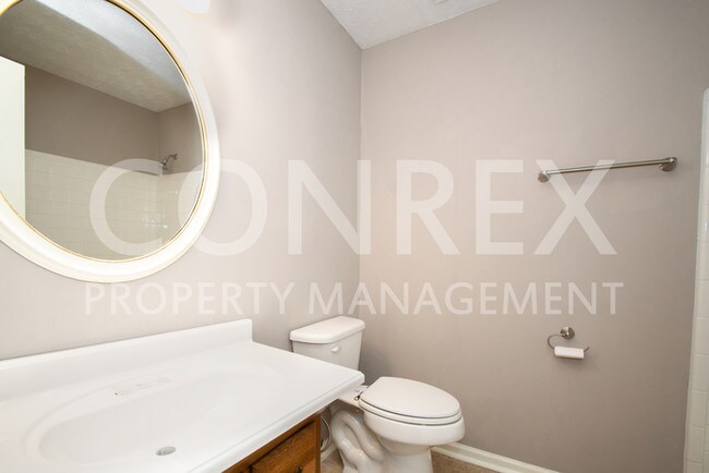 Building Photo - The Double Decker