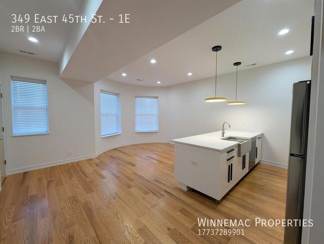 Building Photo - 349 E 45th St