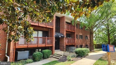 Building Photo - 53 Skyhill Rd