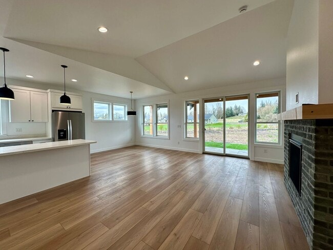 Building Photo - 2075 Bowfin Way