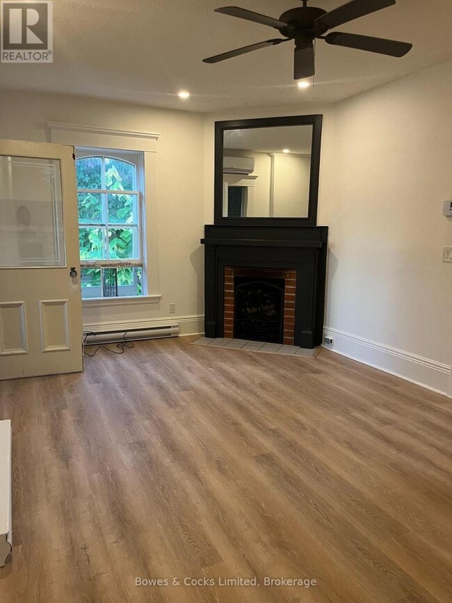 Building Photo - 275 Rubidge St