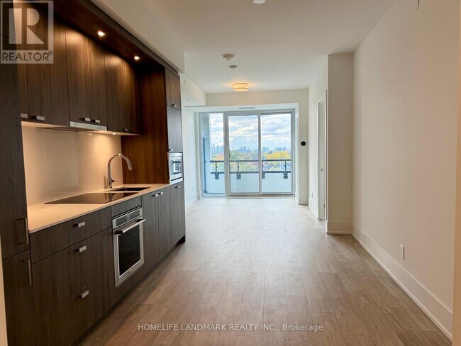 Building Photo - 115 Denison Ave