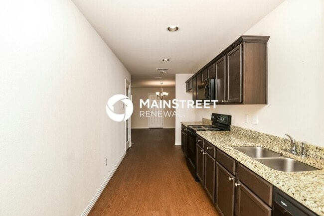 Building Photo - 3 Bedroom Pet-Friendly Home in FORT WORTH,...