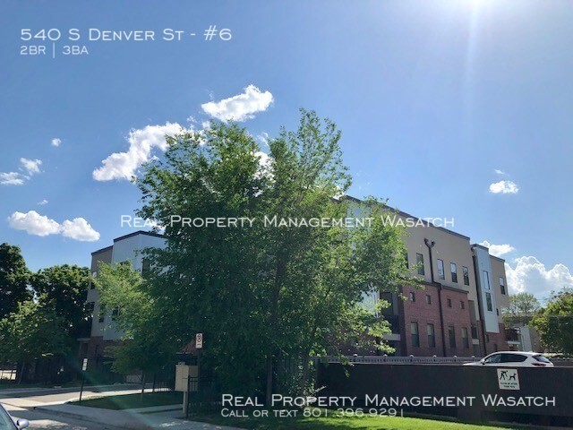 Foto del edificio - Trolley Towns Gated Community Town home