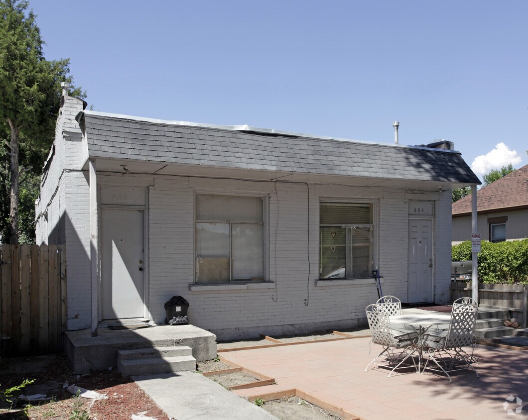 Building Photo - 864-866 W 800 S