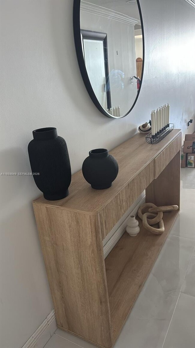 Building Photo - 1830 S Ocean Dr