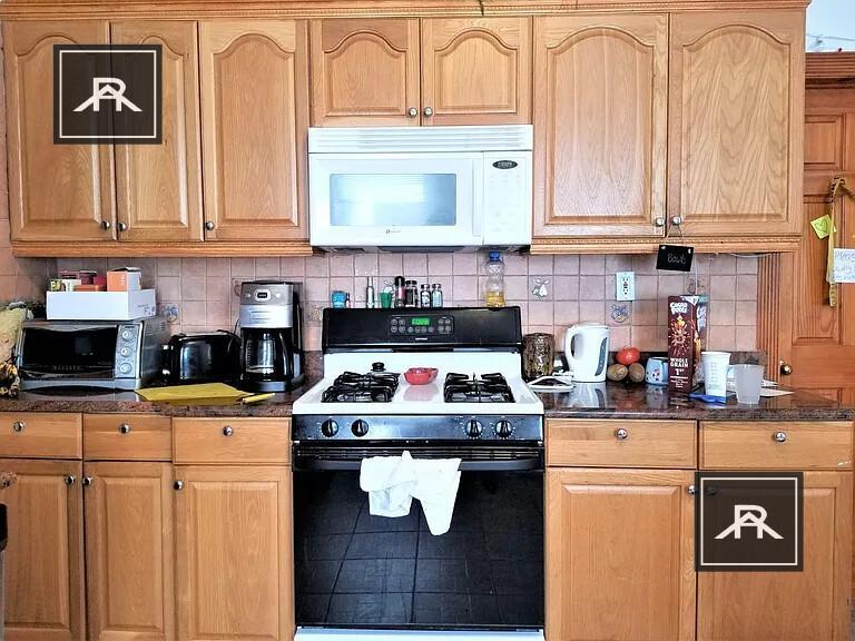 3 bedroom in Brighton MA 02135 - 3 bedroom in Brighton MA 02135