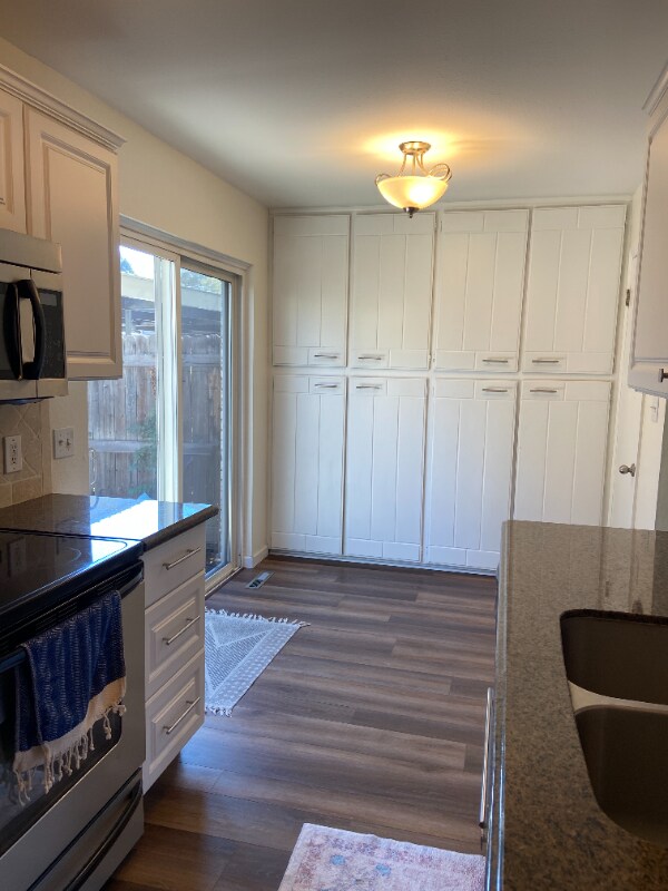 Foto del edificio - 1173 S Monaco St Pkwy