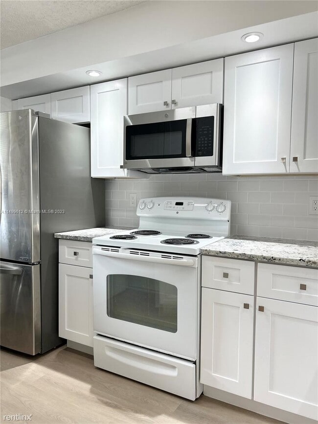 Building Photo - 2 br, 2 bath House - 3545 S Ocean Blvd Apt...
