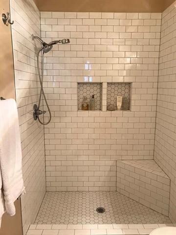 Building Photo - 1614 Poinsettia Blvd