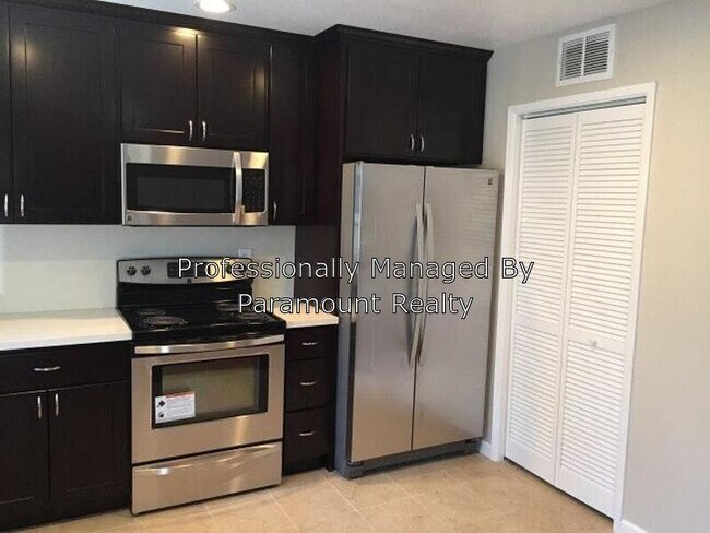 Foto del edificio - 32613 Endeavour Way