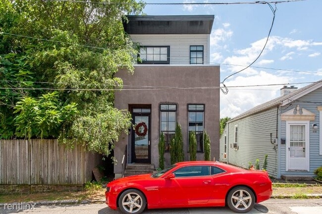 Building Photo - 2 br, 2.5 bath House - 1012 Hull St