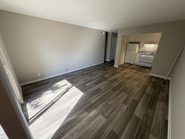 Photo - 1005 Hickory Hill Ln Apartment