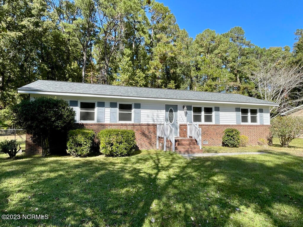 Primary Photo - 3804 Brandywine Dr