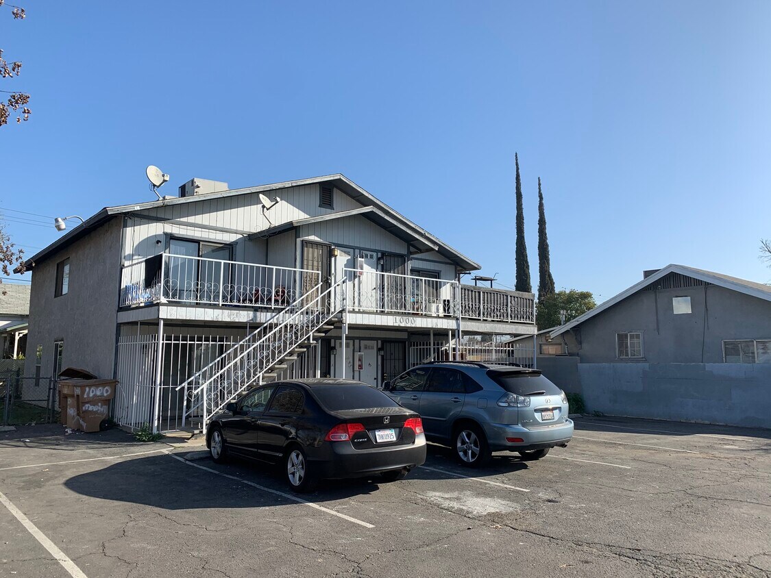 Foto principal - 1000 Monterey St