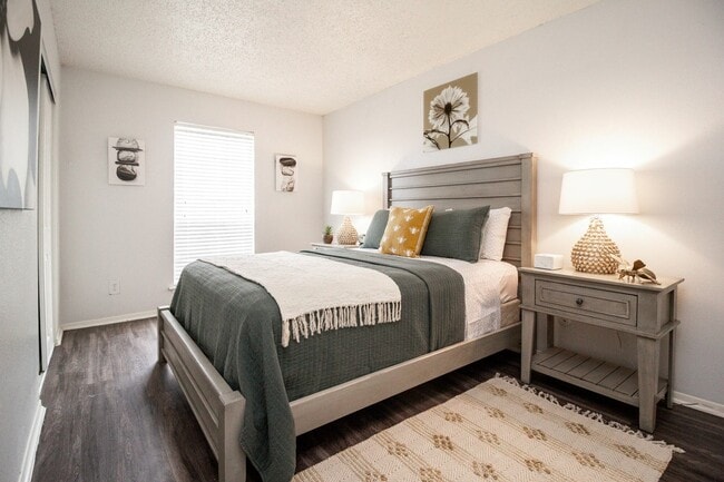 Emaret at Coastal Pointe