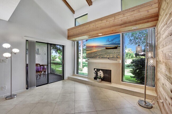 Building Photo - 22842 Ironwedge Dr