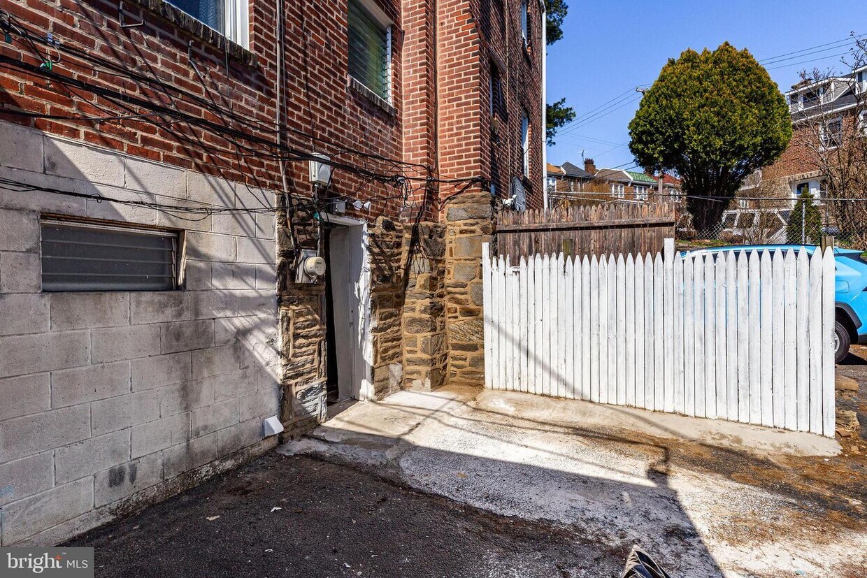 303 Copley Rd, Upper Darby, PA 19082 House Rental in Upper Darby, PA