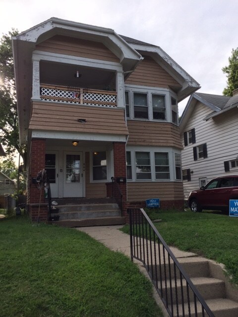 Primary Photo - 806 Hampton Ave