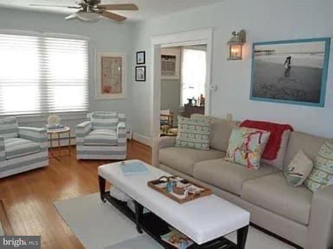 10 N Essex Ave, Margate City, NJ 08402 House Rental in Margate City