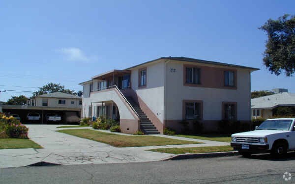 Building Photo - 31-37 N Dos Caminos Ave