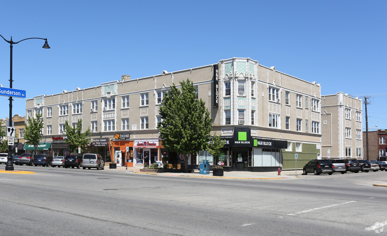 Foto del edificio - 6500-6510 Cermak Rd