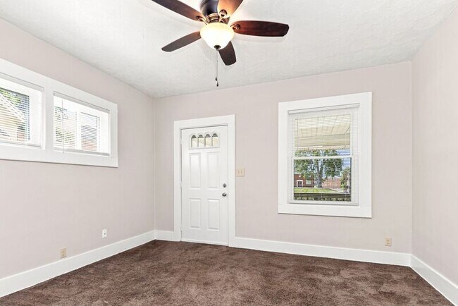 Foto del edificio - 1512-1514 S Smithville Rd