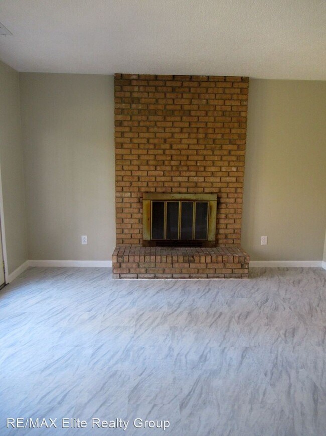 Foto del edificio - 3 br, 2 bath House - 102 Walnut Creek Drive